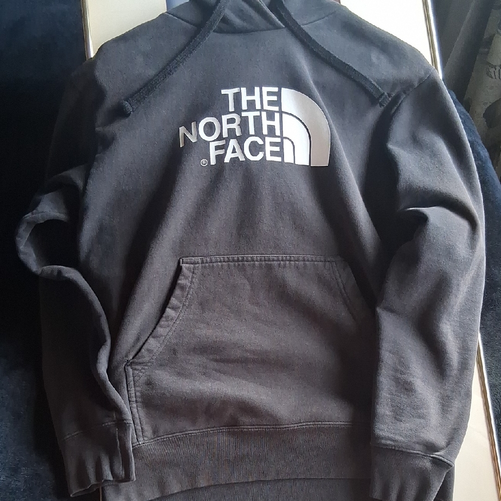 The North Face Men's M Charcoal Black Hoodie